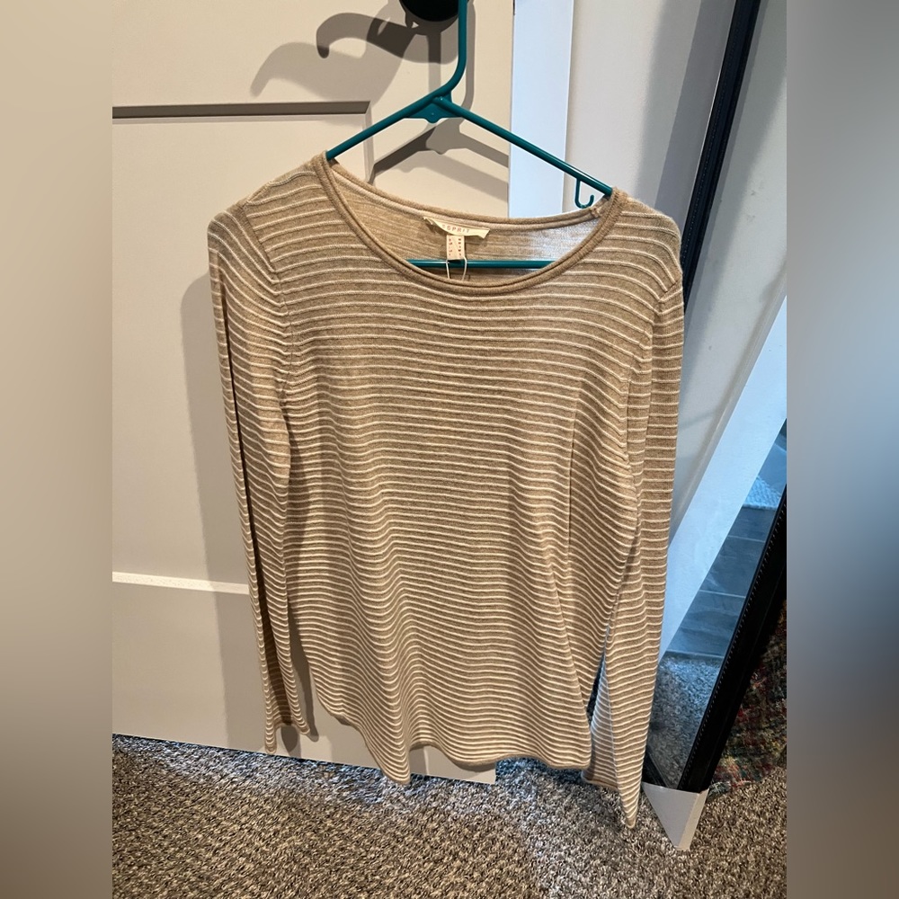 Lightweight sweater top from Esprit BNWT